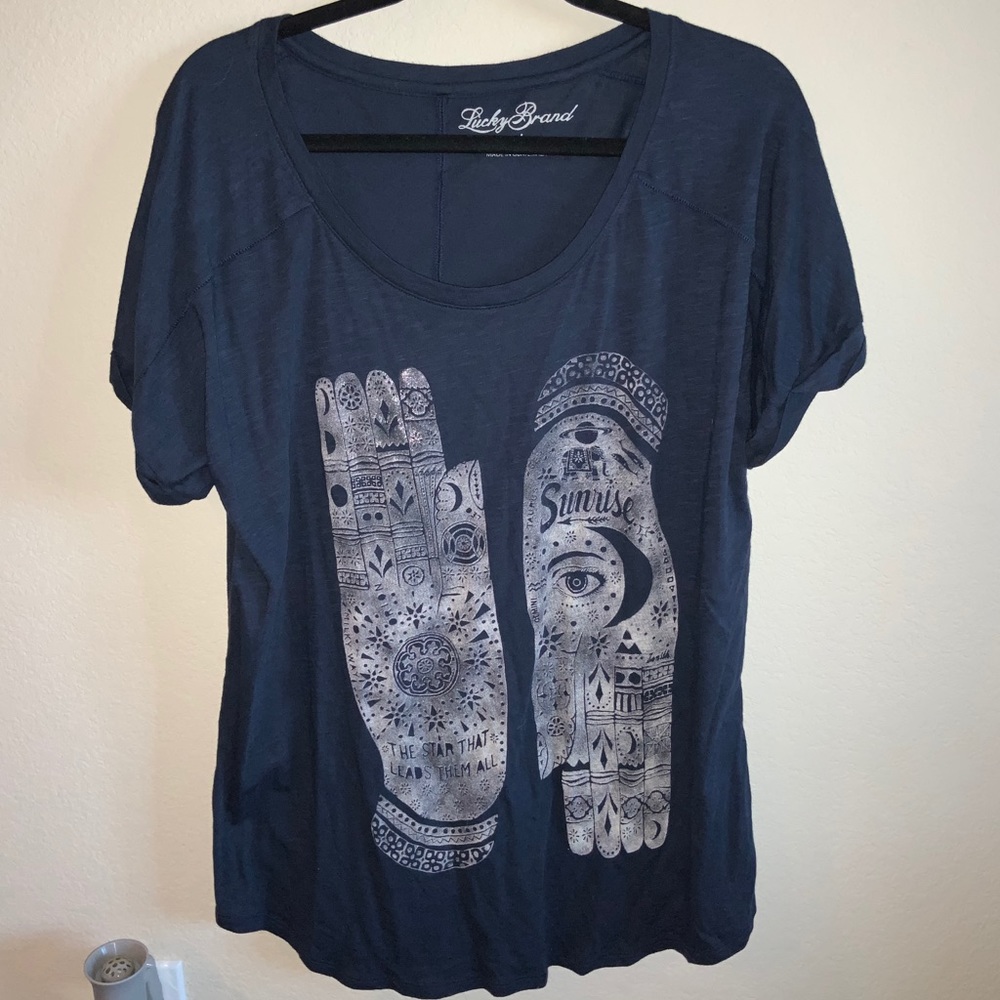 Lucky brand tshirt